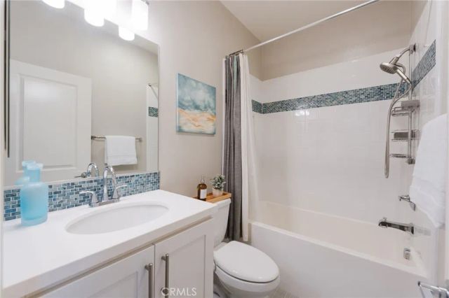 16895 Airport 107, Huntington Beach, CA 92649