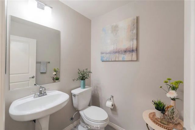 16895 Airport 107, Huntington Beach, CA 92649