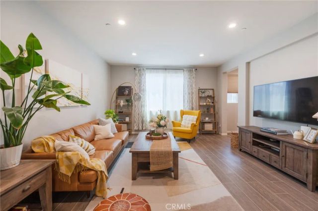 16895 Airport 107, Huntington Beach, CA 92649