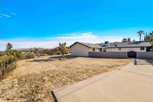 7429 Cardillo, Yucca Valley, CA 92284