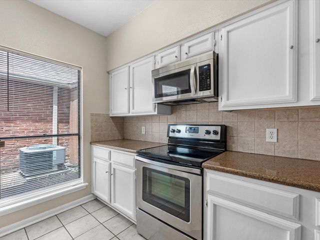2428 Bering Drive 2428, Houston, TX 77057