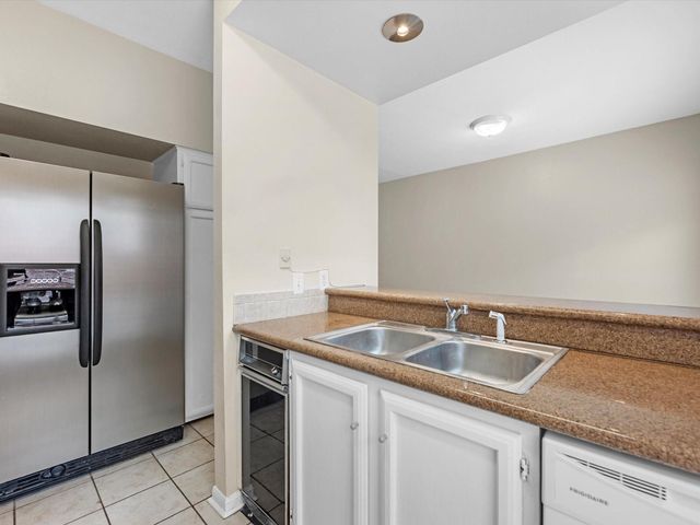 2428 Bering Drive 2428, Houston, TX 77057