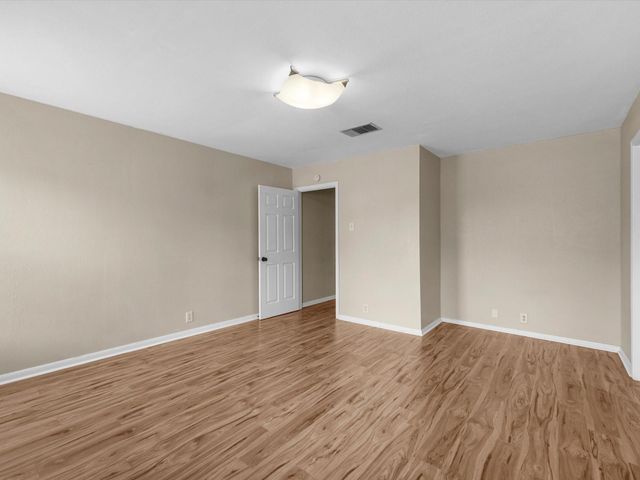 2428 Bering Drive 2428, Houston, TX 77057