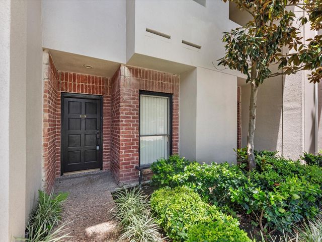 2428 Bering Drive 2428, Houston, TX 77057