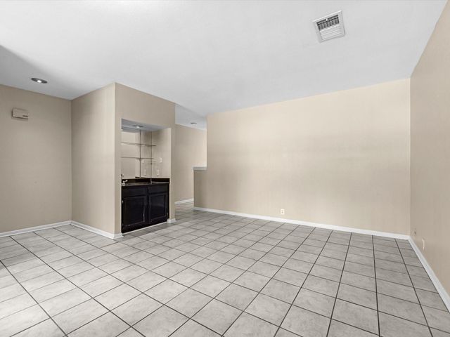 2428 Bering Drive 2428, Houston, TX 77057