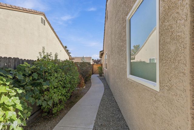 1652 Broadstone Way, Reno, NV 89521