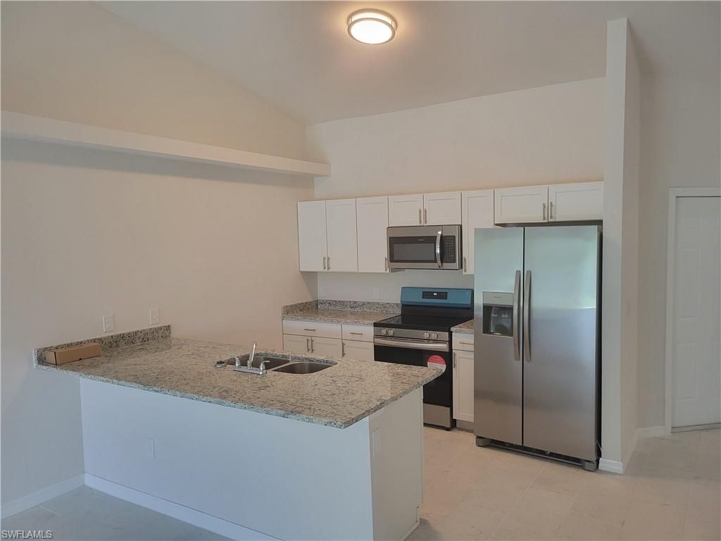 217/219 Cape Coral PKWY W, CAPE CORAL, FL 33914 — photo 4