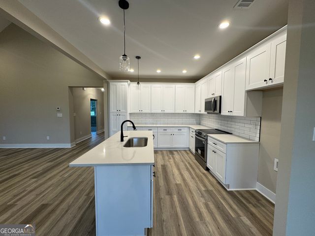 100 Melville Brown Road, Williamson, GA 30292