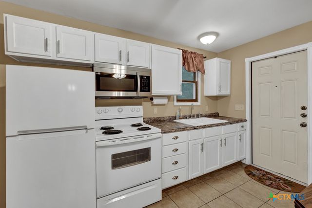 1630 Katy Street, New Braunfels, TX 78130