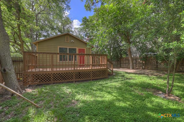 1630 Katy Street, New Braunfels, TX 78130