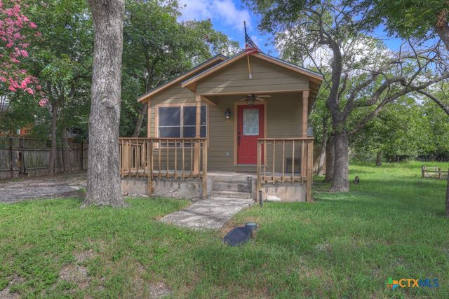 1630 Katy Street, New Braunfels, TX 78130