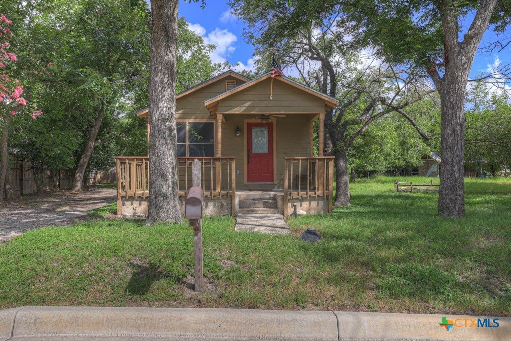 1630 Katy Street, New Braunfels, TX 78130
