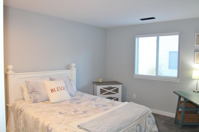 945 Hanks Street, Klamath Falls, OR 97601