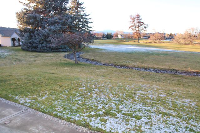 945 Hanks Street, Klamath Falls, OR 97601