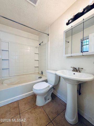 3830 E 2nd St Unit 6, Tucson, AZ 85716