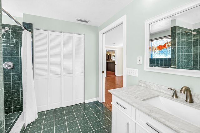 7740 40TH TERRACE N, St Petersburg, FL 33709
