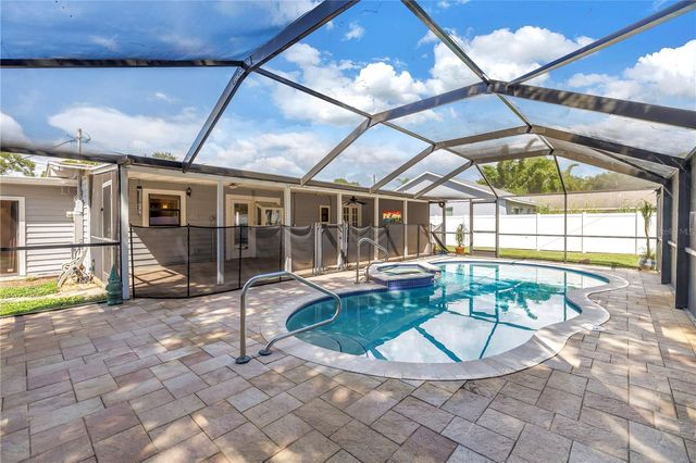 7740 40TH TERRACE N, St Petersburg, FL 33709