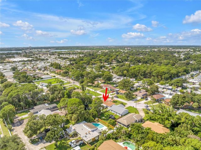 7740 40TH TERRACE N, St Petersburg, FL 33709