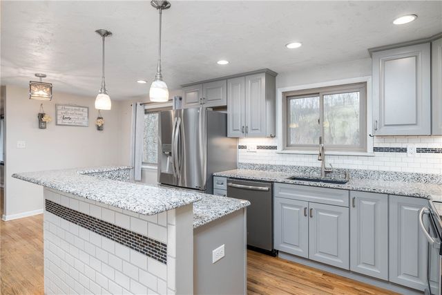 137 Hornhead Rd, Mt Pleasant Twp, PA 15057