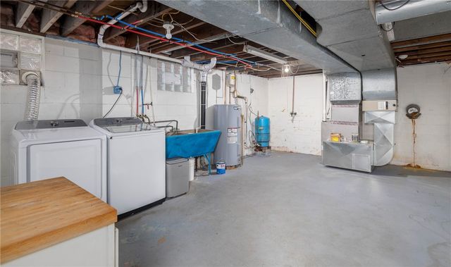 137 Hornhead Rd, Mt Pleasant Twp, PA 15057