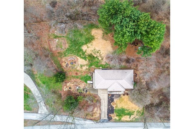 137 Hornhead Rd, Mt Pleasant Twp, PA 15057