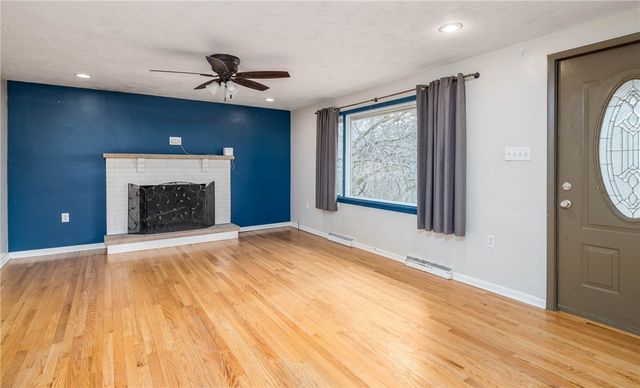 137 Hornhead Rd, Mt Pleasant Twp, PA 15057