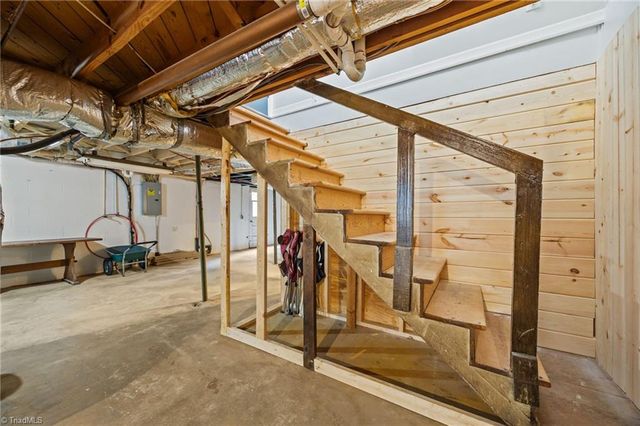 417 Chapel Drive, Lexington, NC 27295