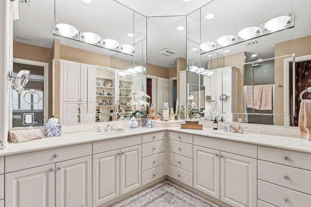 120 Palm Bay Drive C, Palm Beach Gardens, FL 33418