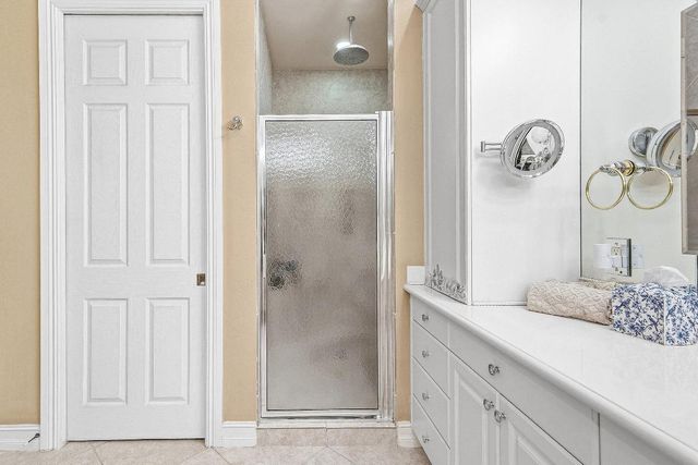 120 Palm Bay Drive C, Palm Beach Gardens, FL 33418