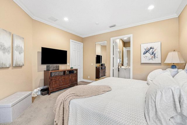 120 Palm Bay Drive C, Palm Beach Gardens, FL 33418