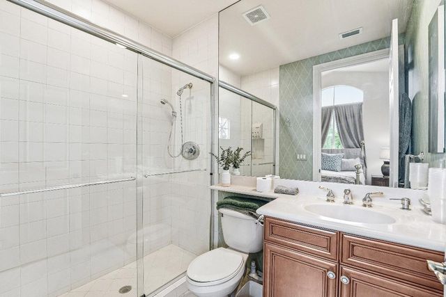 120 Palm Bay Drive C, Palm Beach Gardens, FL 33418