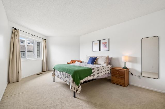 1372 Carling Drive 306, Saint Paul, MN 55108
