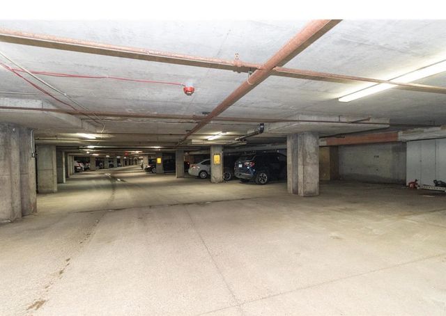 1372 Carling Drive 306, Saint Paul, MN 55108