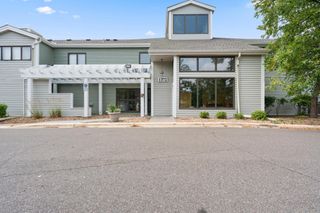 1372 Carling Drive 306, Saint Paul, MN 55108