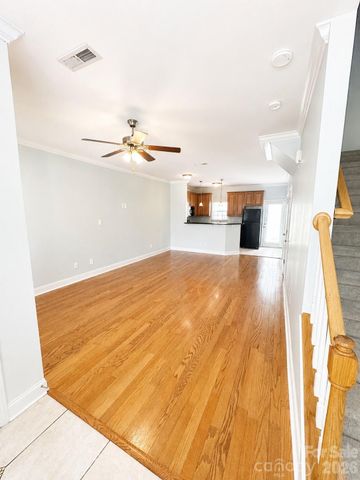 4376 Yoruk Forest Lane, Charlotte, NC 28211
