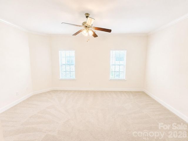 4376 Yoruk Forest Lane, Charlotte, NC 28211