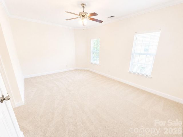 4376 Yoruk Forest Lane, Charlotte, NC 28211