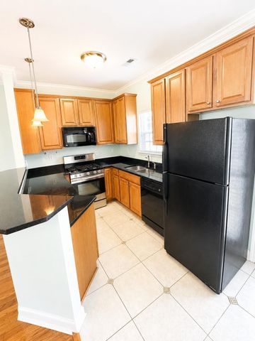 4376 Yoruk Forest Lane, Charlotte, NC 28211