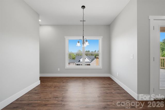 426 Huntington Woods Street SE, Lenoir, NC 28645