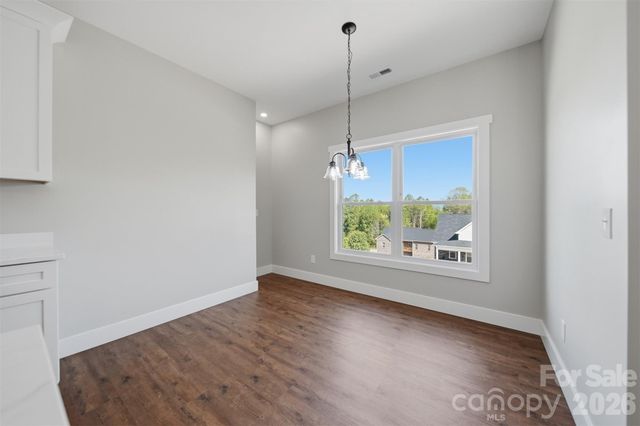 426 Huntington Woods Street SE, Lenoir, NC 28645
