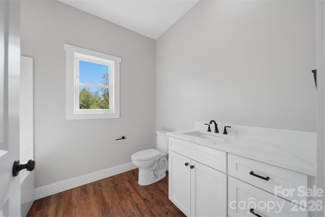 426 Huntington Woods Street SE, Lenoir, NC 28645