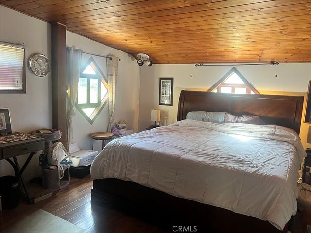 288 290 Mariposa Avenue, Sierra Madre, CA 91024