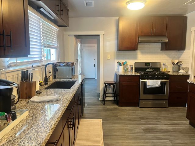 288 290 Mariposa Avenue, Sierra Madre, CA 91024