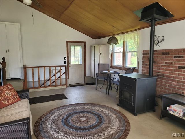 5423 Omara Drive, Cicero, NY 13029