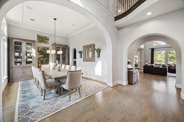 10 Marin Creek Place, Spring, TX 77389