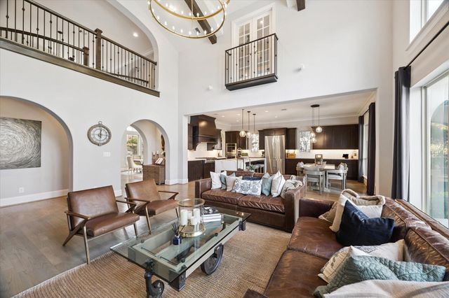 10 Marin Creek Place, Spring, TX 77389