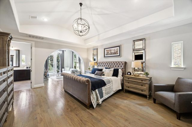 10 Marin Creek Place, Spring, TX 77389