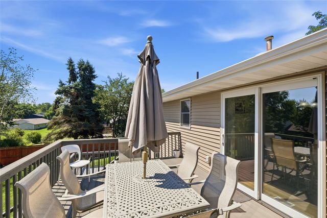 1306 Hazel Street, Pella, IA 50219