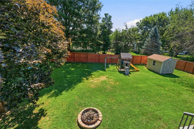 1306 Hazel Street, Pella, IA 50219