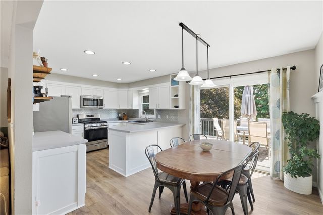 1306 Hazel Street, Pella, IA 50219